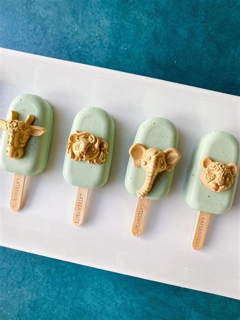 Safari Cakesicles Jungle Cake Pops Giraffe Elephant Lion Cheetah Baby