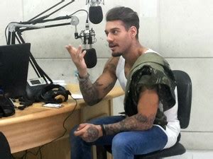 G1 De volta ao interior de MG Lucas Lucco lança hit e planeja novo