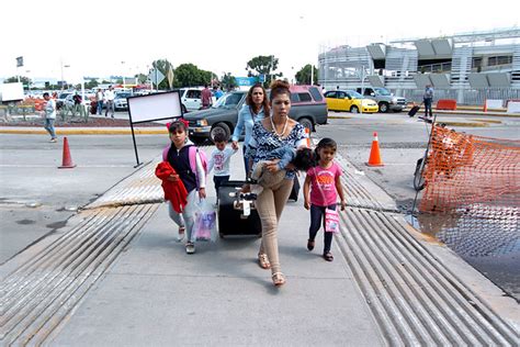 Incrementan Medidas Preventivas Para Viajeros Por Sarampi N Ntr