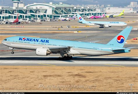 HL7752 Korean Air Boeing 777 2B5ER Photo By Jeonghun Choi ID 1618857