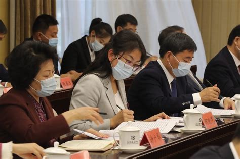 Delegates Study The Th Cpc National Congress Report Chinadaily Cn