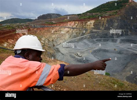 TANZANIA Geita Gold Mine, open-cast gold mine of company AngloGold ...