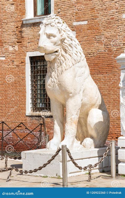 Piraeus Lion Ancient Greek Lion Statue At The Venetian Arsenal Stock