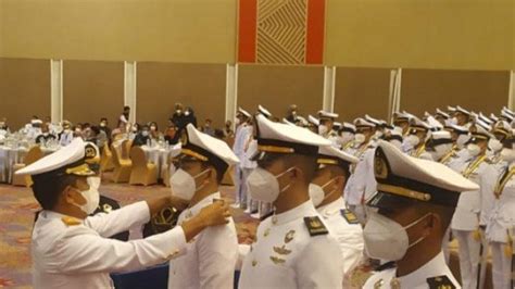 Politeknik Maritim Ami Makassar Wisuda 437 Perwira Tribun