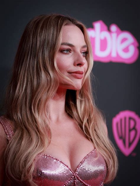 Barbie Director Refused To Use Cgi On Margot Robbies Feet As She Has