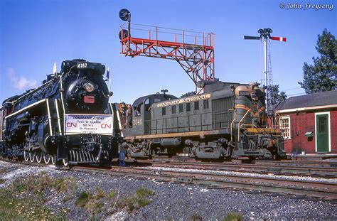 Railpictures Ca John Freyseng Photo Cnr Running Light As