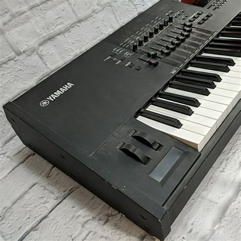 Yamaha Motif XF8 88-Key Workstation Synthesizer - Evolution Music