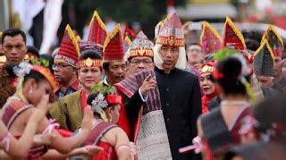 10 Suku Terbesar Di Indonesia Suku Batak Urutan Ketiga