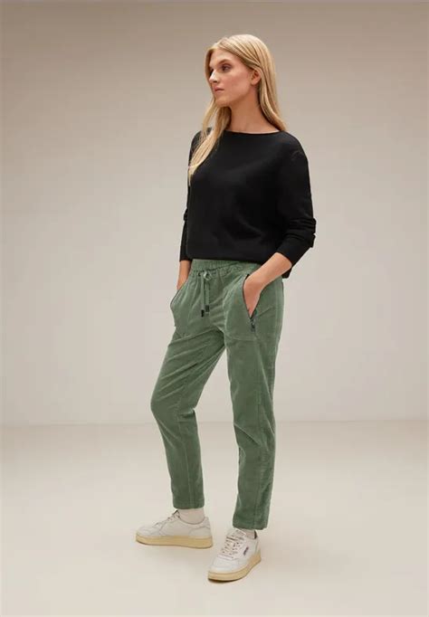 STREET ONE Pantalon de jogging en velours côtelé pour femmes en Vert