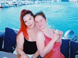 INSTA Emma Rose Kenney Wearing A Bikini On A Boat 10 12 20 Phun Org Forum