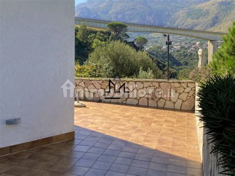 Vendita Villa Unifamiliare In Contrada Molinello Alcamo Buono Stato