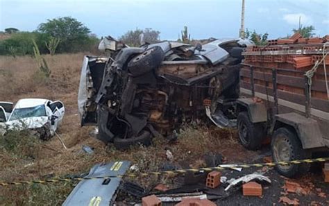 Batida Entre Veículos Deixa Mortos Em Trecho Da Ba 120 Bahia G1