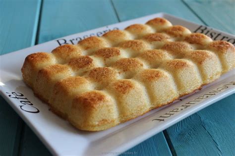 GATEAU DE SEMOULE AU MIEL ET A LA FLEUR D ORANGER Les Petits Plaisirs