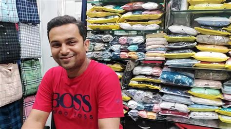 Bought T Shirts And Pant From Maniyar Stores Of Bhendi Bazaar Roaming