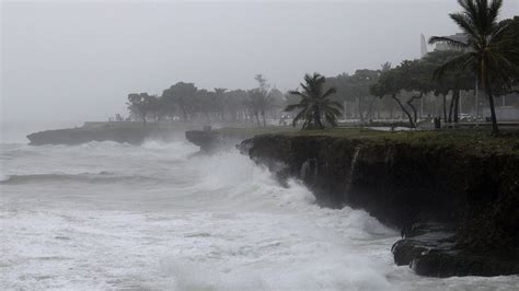 Beryl Se Debilita A Huracán De Categoría 4 Y Mantiene Trayectoria Hacia