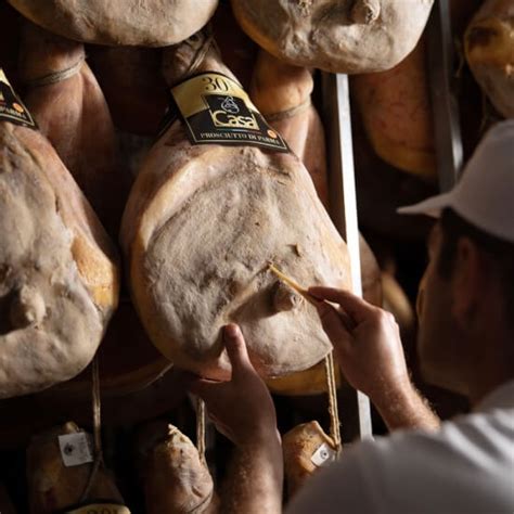 Come Si Fa Il Prosciutto Di Parma Prosciutto Artigianale Casa Graziano