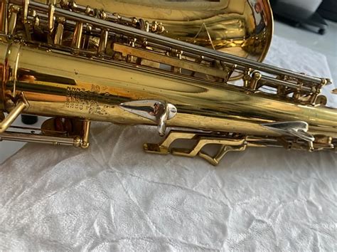 Alto Saxophone Buescher Tophat 400 Reverb Canada