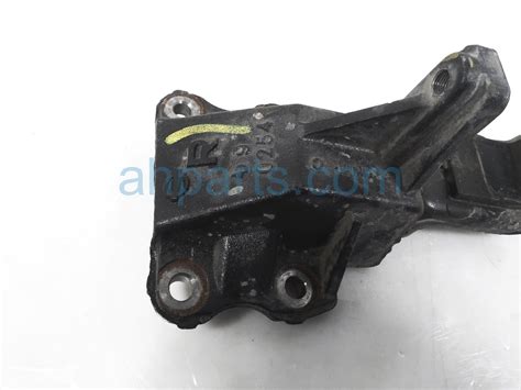 2023 Nissan Frontier Front Passenger Engine Mount Bracket 11232 EA200