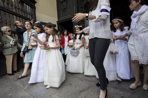 Celebración Del Corpus Christi En Zaragoza Imágenes