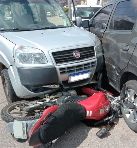 Suspeitos De Roubos De Carga São Presos Após Perseguição Em Rodovia De