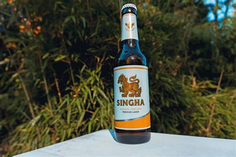 Thail Ndisches Bier Chang Leo Singha Und Tiger Im Vergleich