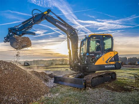 Hyundai Doubles Its Hx A Compact Excavator Lineup Equipment Journal