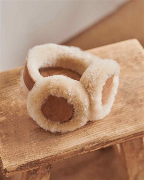 Ch Taigne Cache Oreilles Enfant Peau De Mouton Woolover Fr