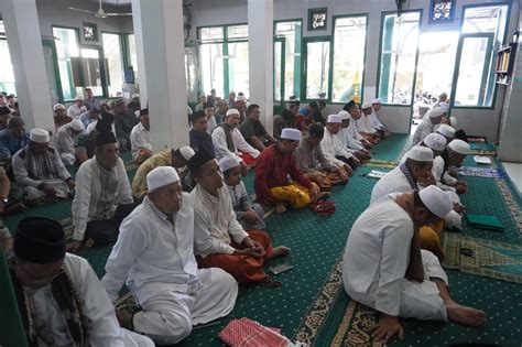 Khutbah Jum At Di Masjid Al Muhajirin Dandim Sumenep Ajak Seluruh