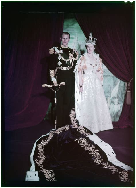 Queen Elizabeth II, wearing a crown and an ermine-trimmed … | Flickr