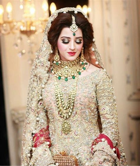 Pin By Rubab On Pakistani Bridal Pakistani Bridal Dresses Pakistani Bridal Pakistani Wedding