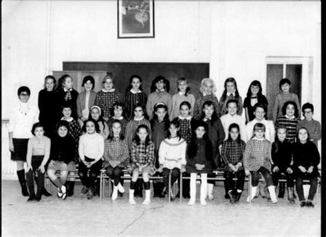 Photo De Classe Cm2 De 1968 Ecole Jules Ferry Copains Davant