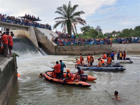 GoRiau Setelah 24 Jam Pelajar Yang Tenggelam Di Bendungan Pauh