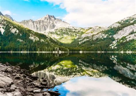 Ultimate Guide for 15 Top Hikes Near Leavenworth WA