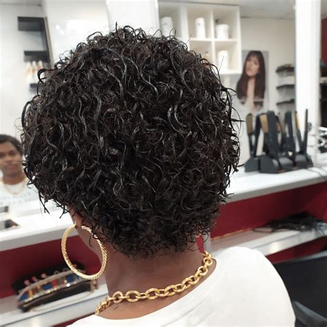 Curl Curly Ou Curly Hair Tout Savoir De Cette Coiffure Tendance