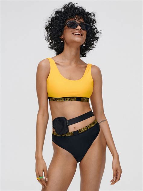 Bikini Amarillo Y Negro Con Estampado Color Amarillo CROPP K X