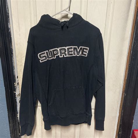 Supreme Men's Hoodie | Depop