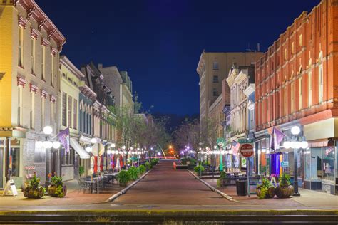 Capital of Kentucky: 7 Reasons to Frolic in Frankfort