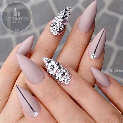 Inspiring Stiletto Nails To Win Over You