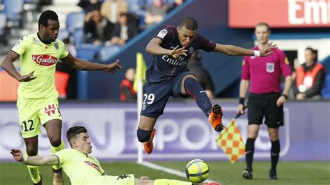 PSG Gewinnt 2 1 Gegen SCO Angers