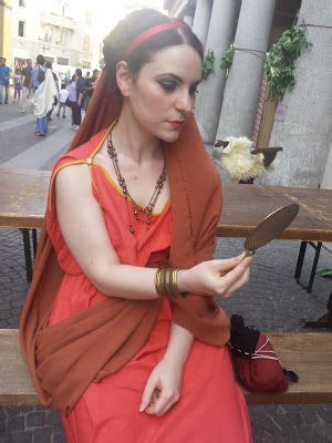 Il Fiore Nero Roman Fashion Roman Clothes Roman Dress