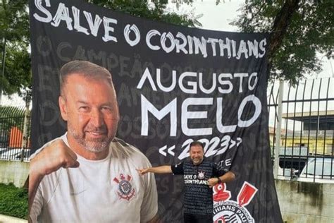 Candidato a presidência do Corinthians Augusto Melo fala sobre Fiel