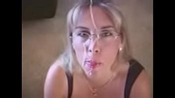 Milf Riquisima Recibe Semen XNXX