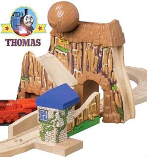 Boulder Mountain Thomas & Friends Wooden Railway Set | Train Thomas the ...