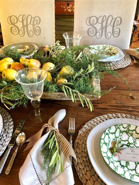 Eight Last Minute Christmas Tablescapes You Can Copy Cindy Hattersley