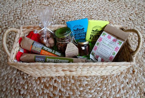 How To Create A Market Gift Basket — Neighborhood Farmers Markets