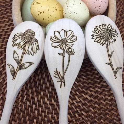 Woodburned Wild Flower Spoon Set Housewarming Gift Floral Etsy Wood