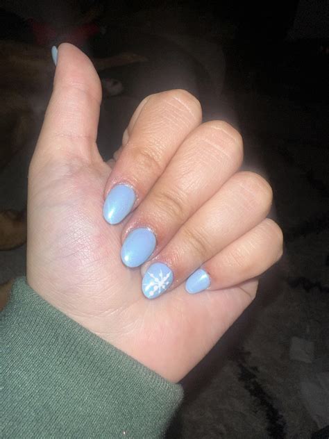 Winter Themed Nails 🤍 Rnails