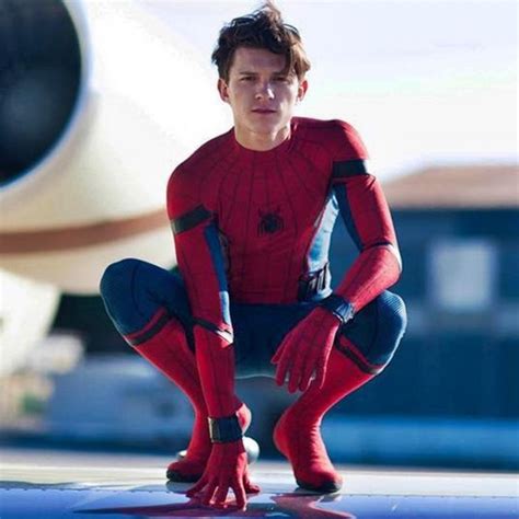 Tom Holland wants to make an indie movie about Peter Parker without ...