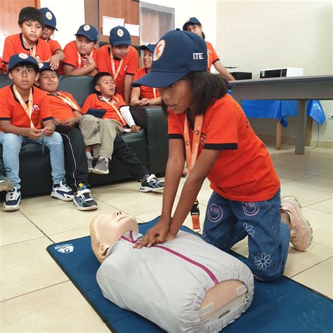 Mini Brigadistas De Defensa Civil De Ite Visitan Instalaciones Del