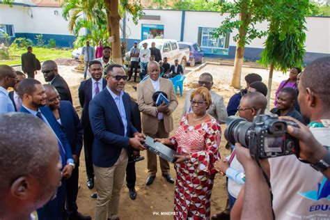 Ministère de l EPST on Twitter Le ministre Tony Mwaba visite les